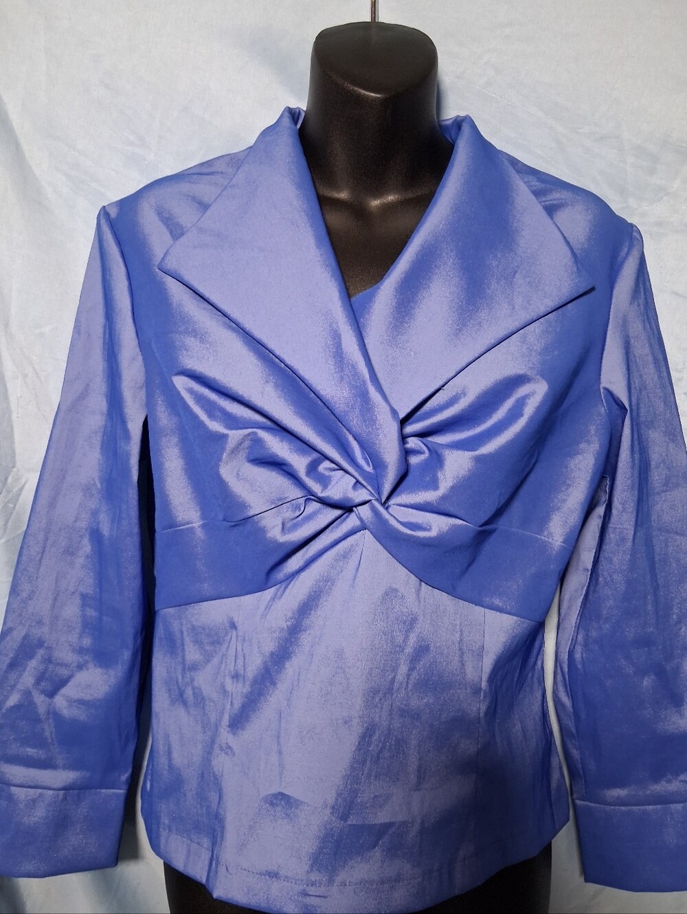 VTG Cachet Blue Satin Twist Front Blouse Top Size 10 EUC